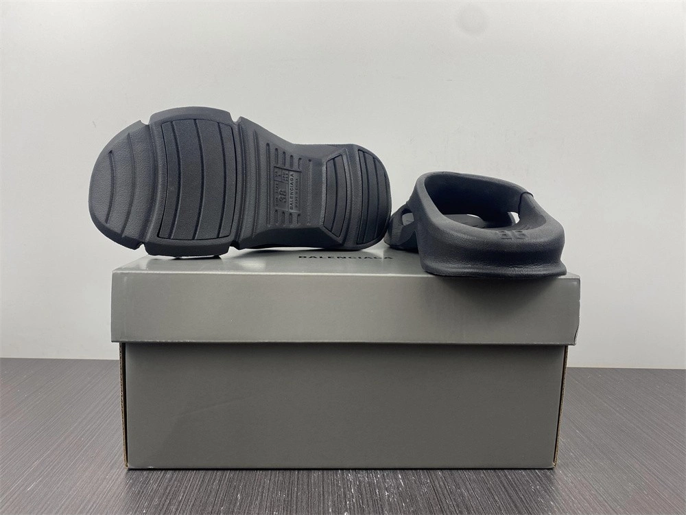 BALENCIAGA MOLD SLIDE SANDAL   653874W3CE21000