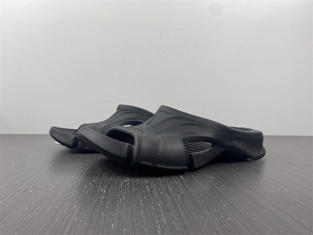 BALENCIAGA MOLD SLIDE SANDAL   653874W3CE21000