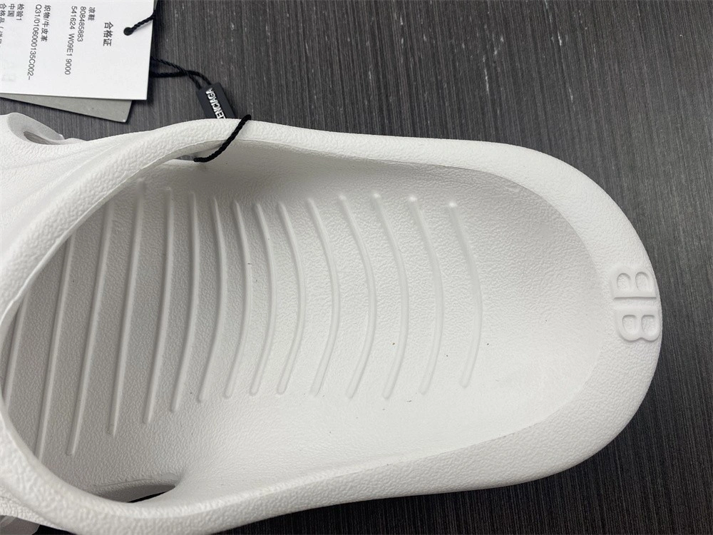 BALENCIAGA MOLD SLIDE SANDAL   653874W3CE29000