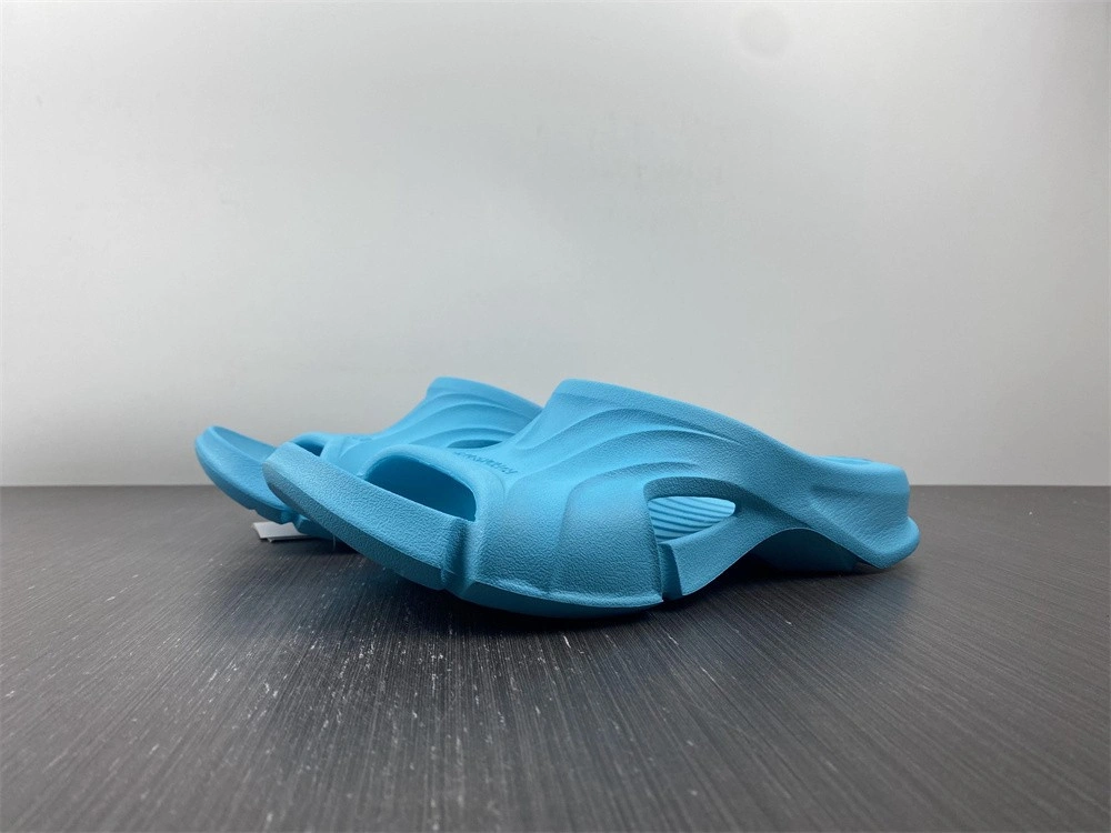 BALENCIAGA MOLD SLIDE SANDAL  Lake blue