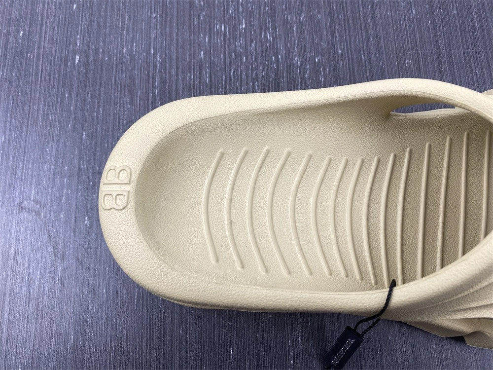 BALENCIAGA MOLD SLIDE SANDAL