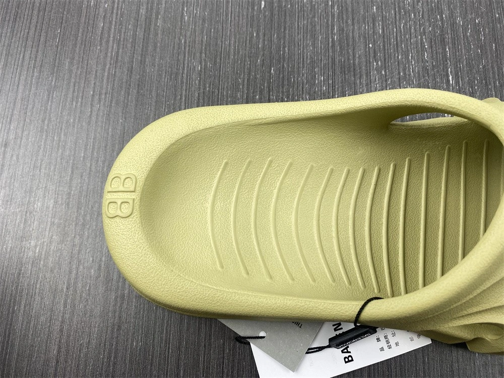 BALENCIAGA MOLD SLIDE SANDAL