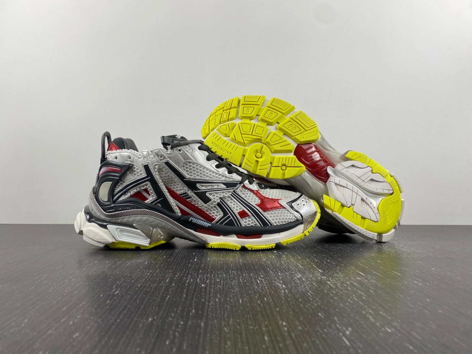 BALENCIAGA RUNNER SNEAKER