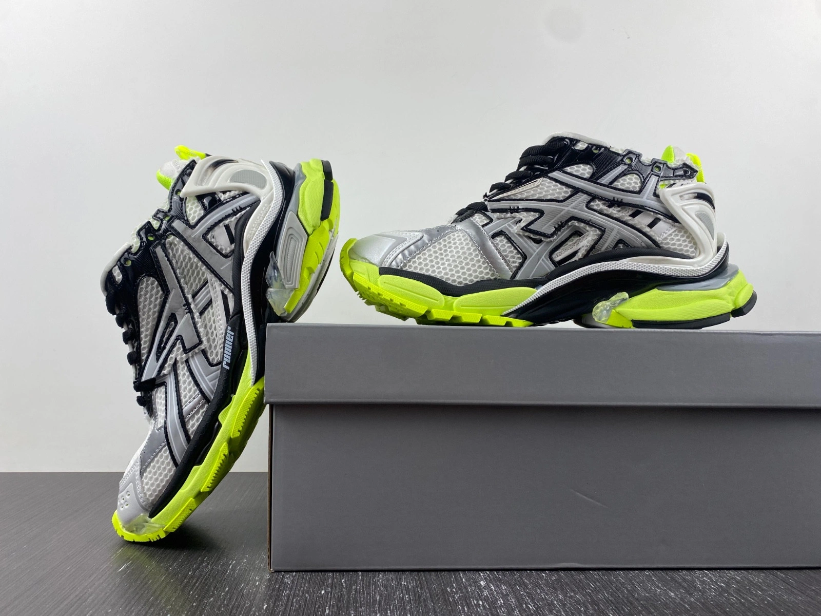 BALENCIAGA RUNNER SNEAKER