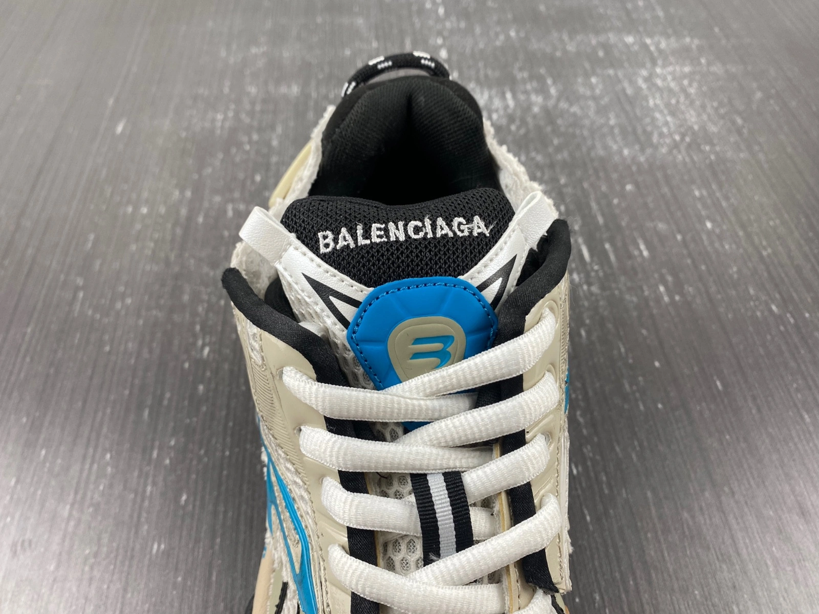 BALENCIAGA RUNNER SNEAKER