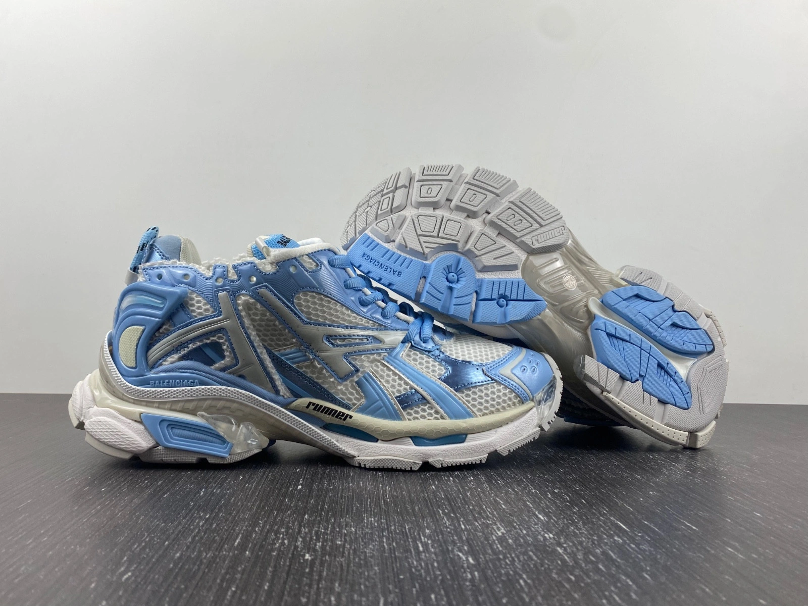 BALENCIAGA RUNNER SNEAKER