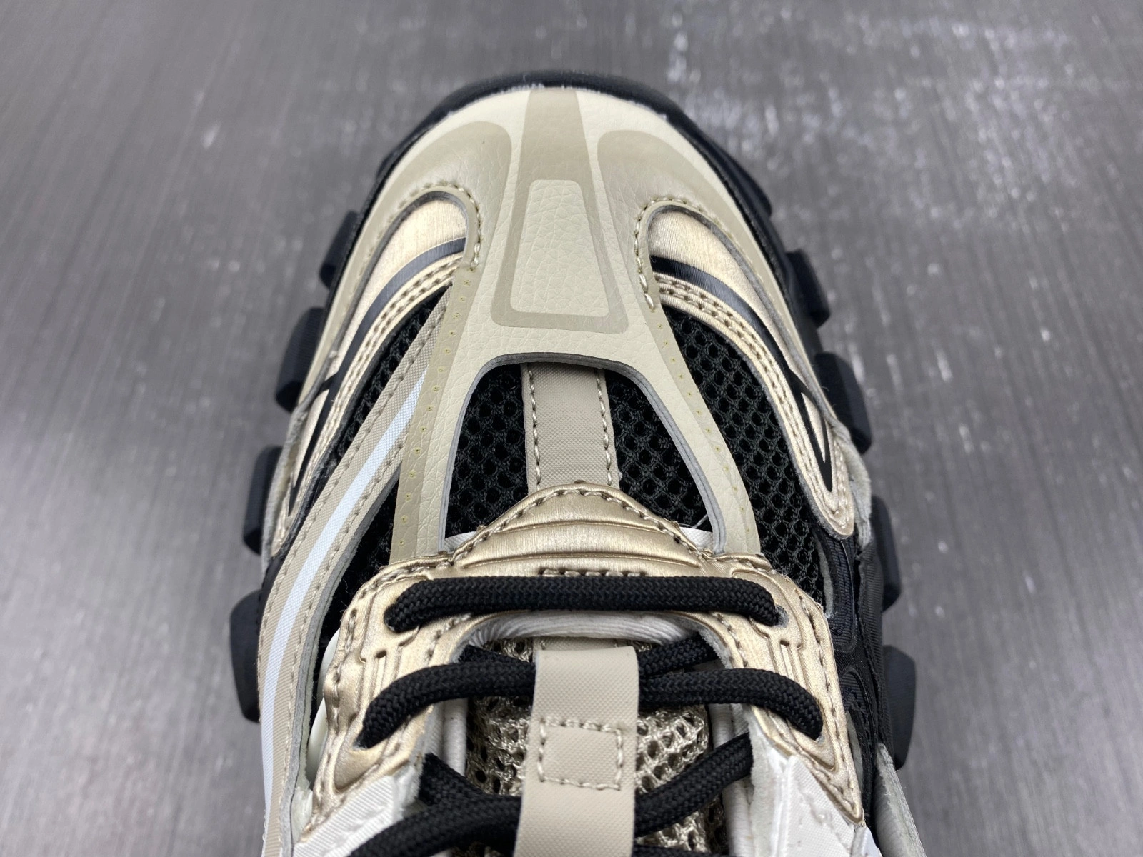 BALENCIAGA TRACK 4