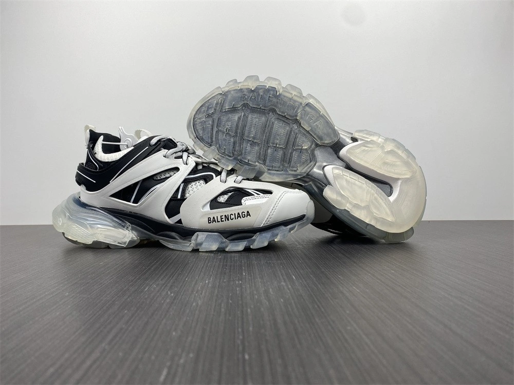 BALENCIAGA TRACK TRAINER  3.0  647741 W3BZ2 9010