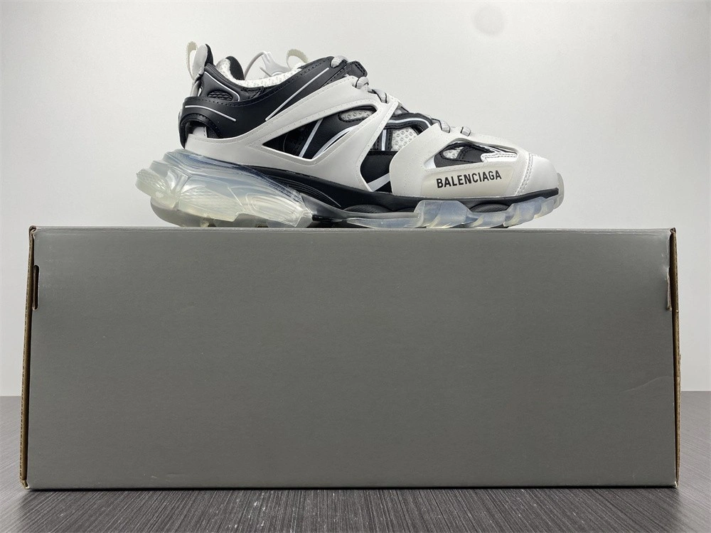 BALENCIAGA TRACK TRAINER  3.0  647741 W3BZ2 9010