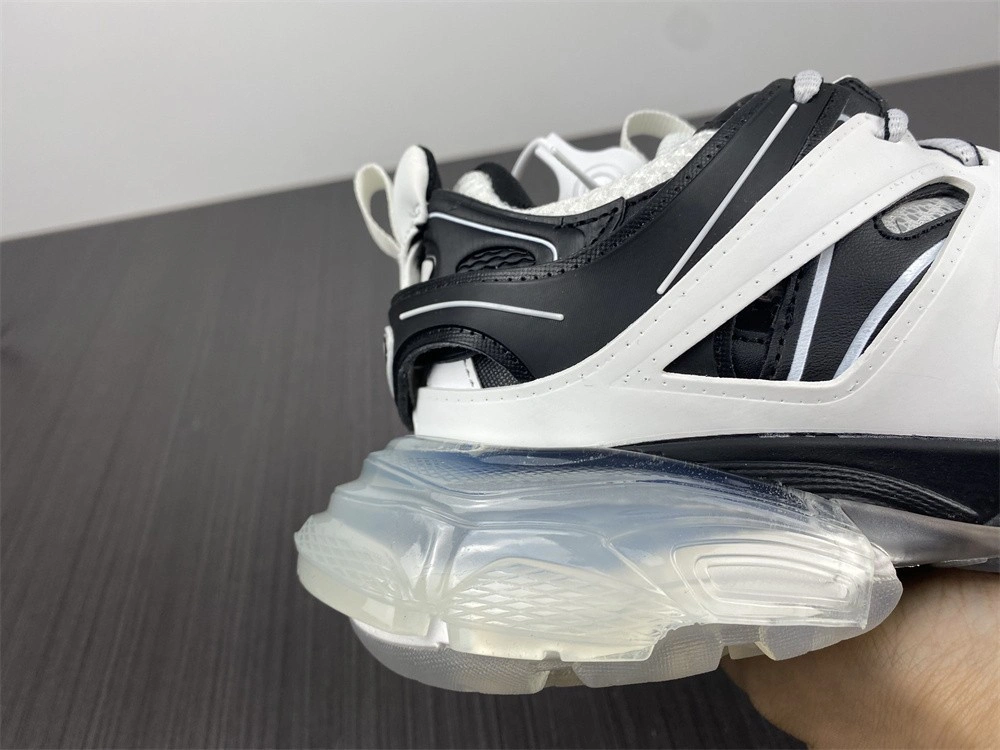 BALENCIAGA TRACK TRAINER  3.0  647741 W3BZ2 9010