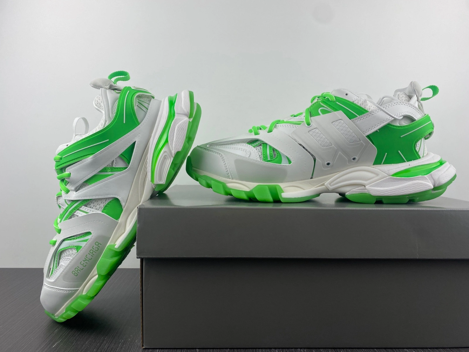 BALENCIAGA TRACK.3 SNEAKER