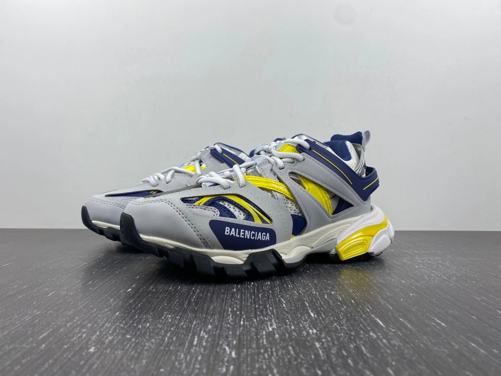 BALENCIAGA TRAINERS TRACK 3.0