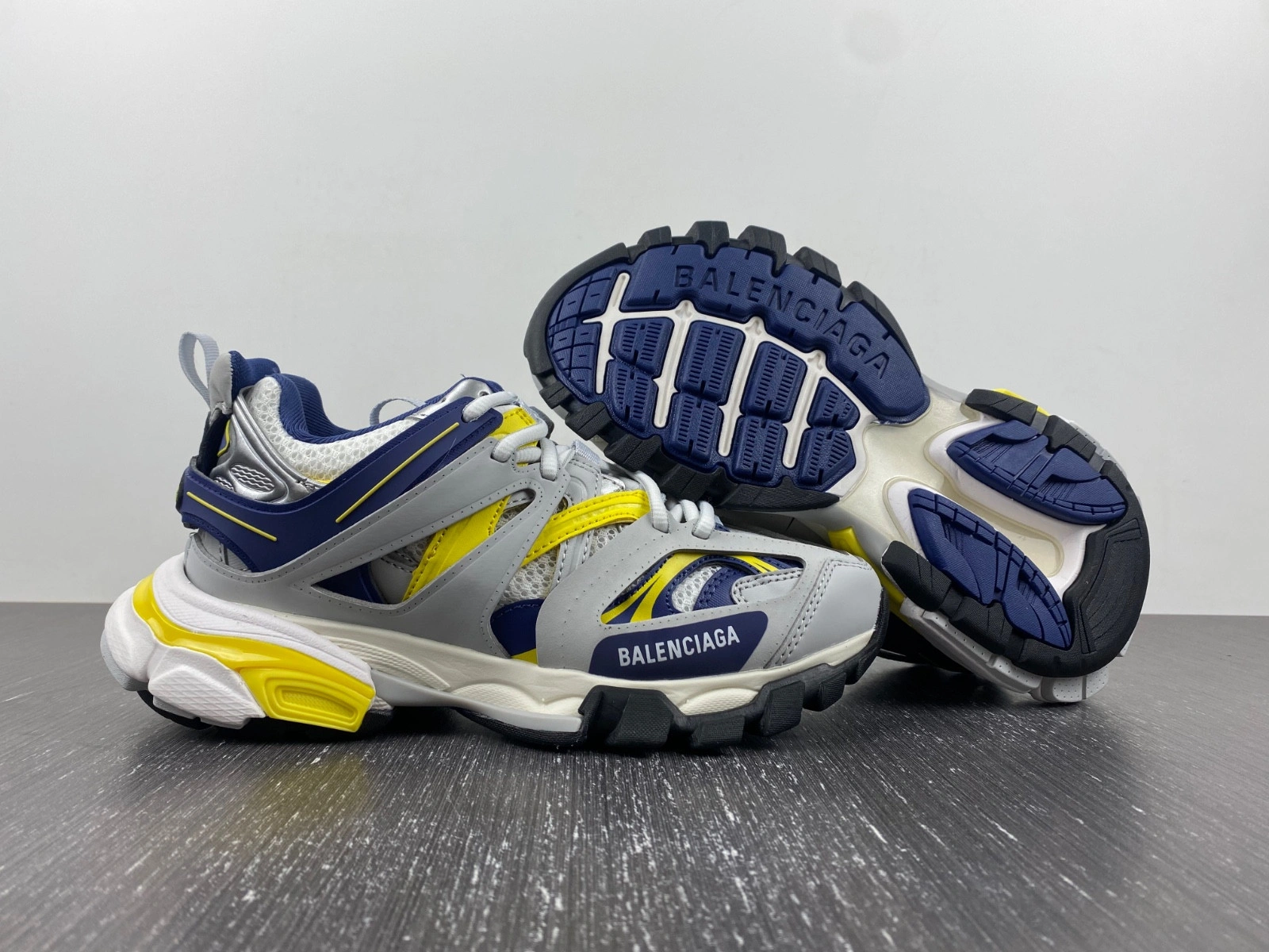 BALENCIAGA TRAINERS TRACK 3.0