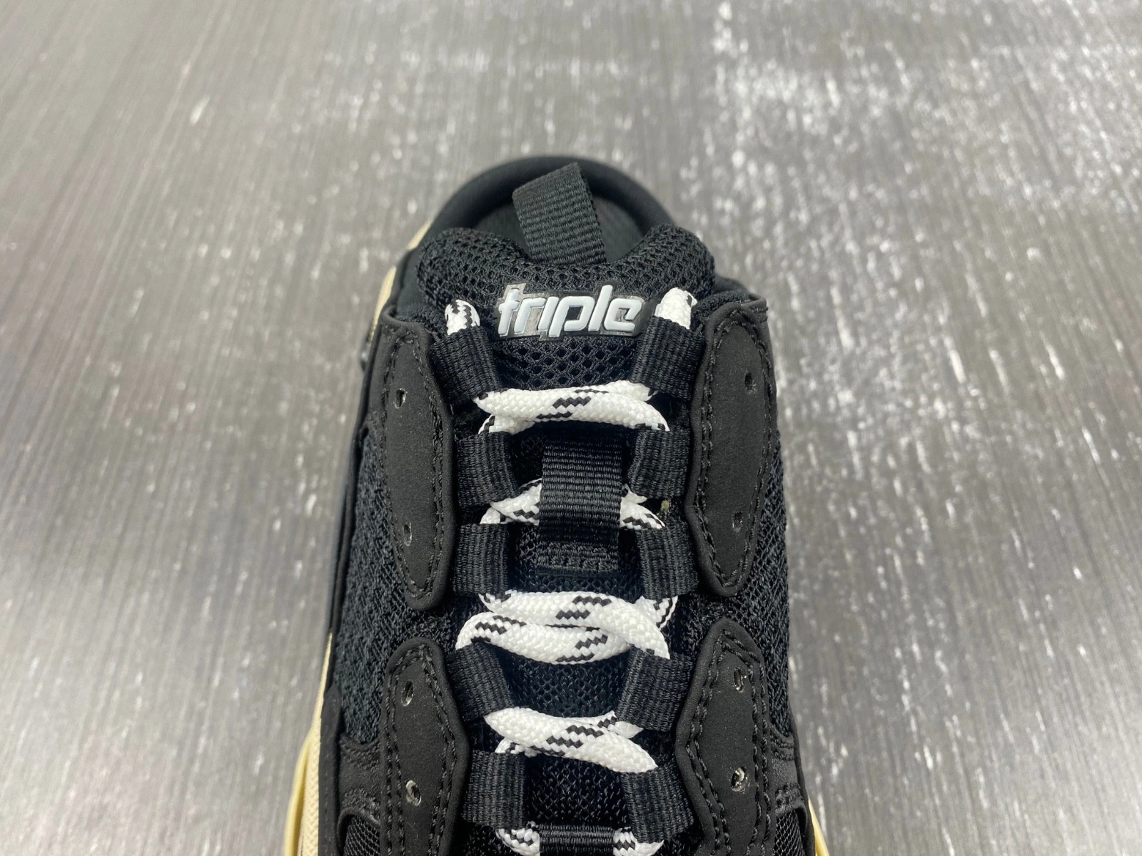 BALENCIAGA TRIPLE S