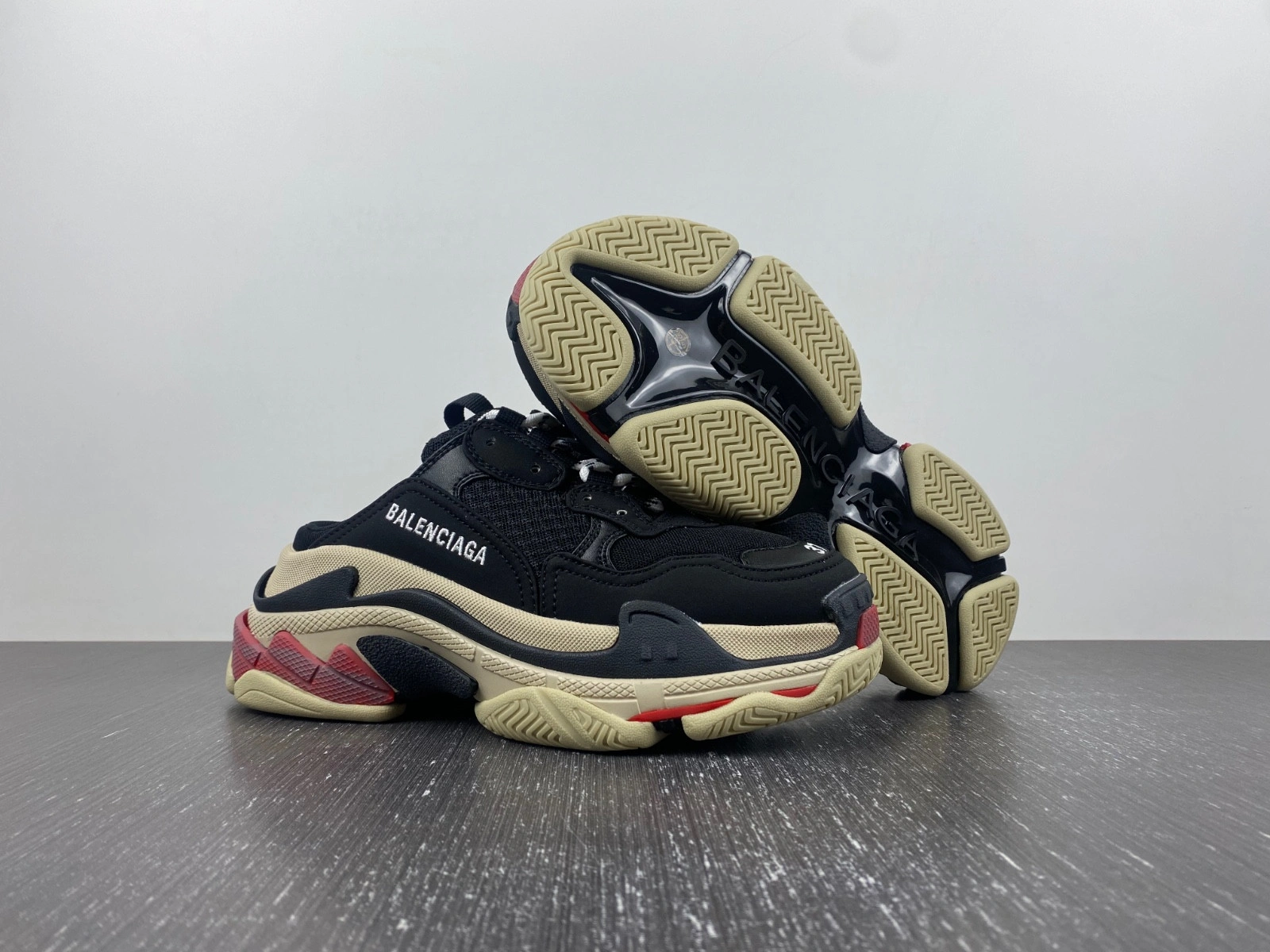 BALENCIAGA TRIPLE S