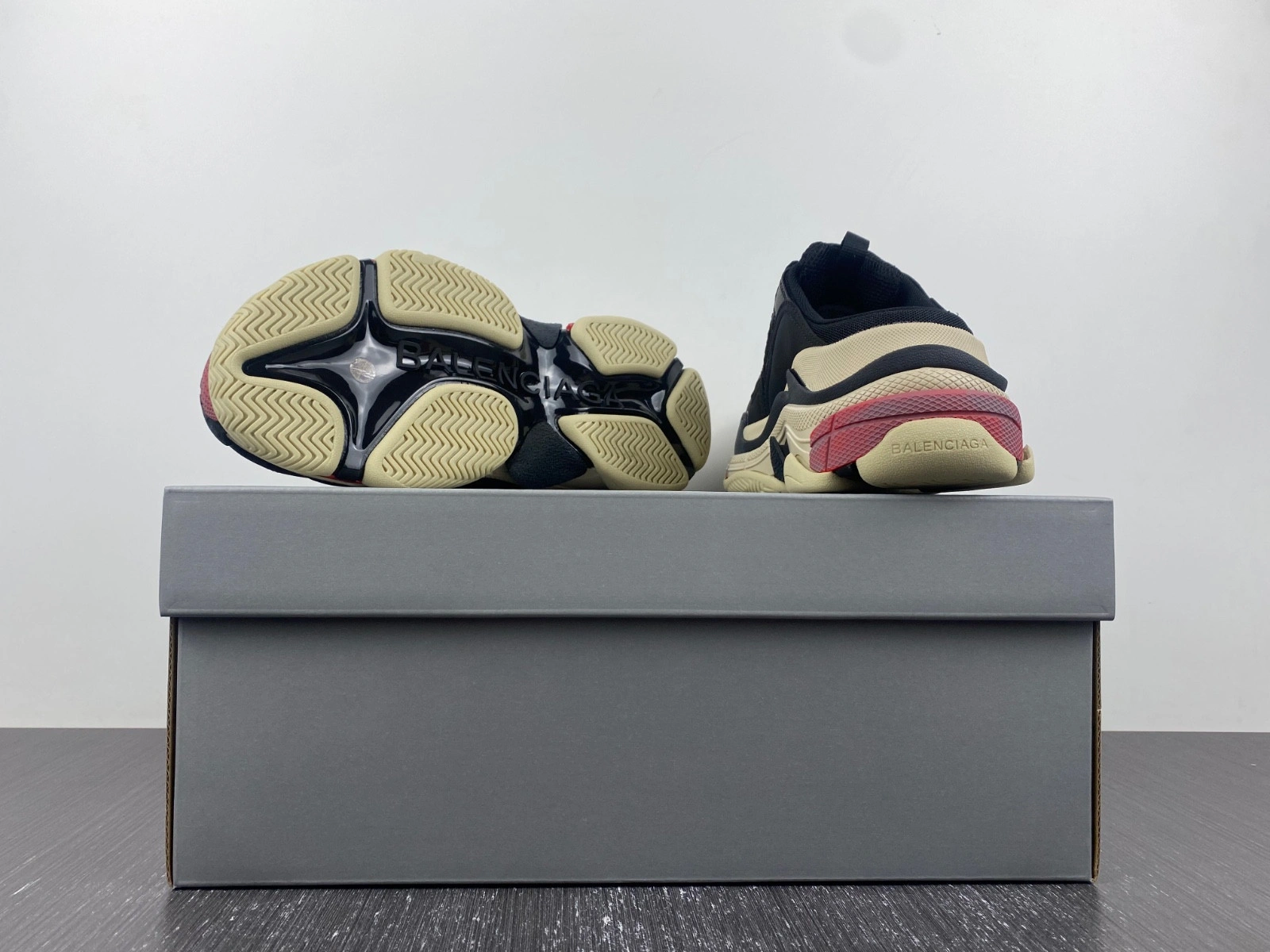 BALENCIAGA TRIPLE S