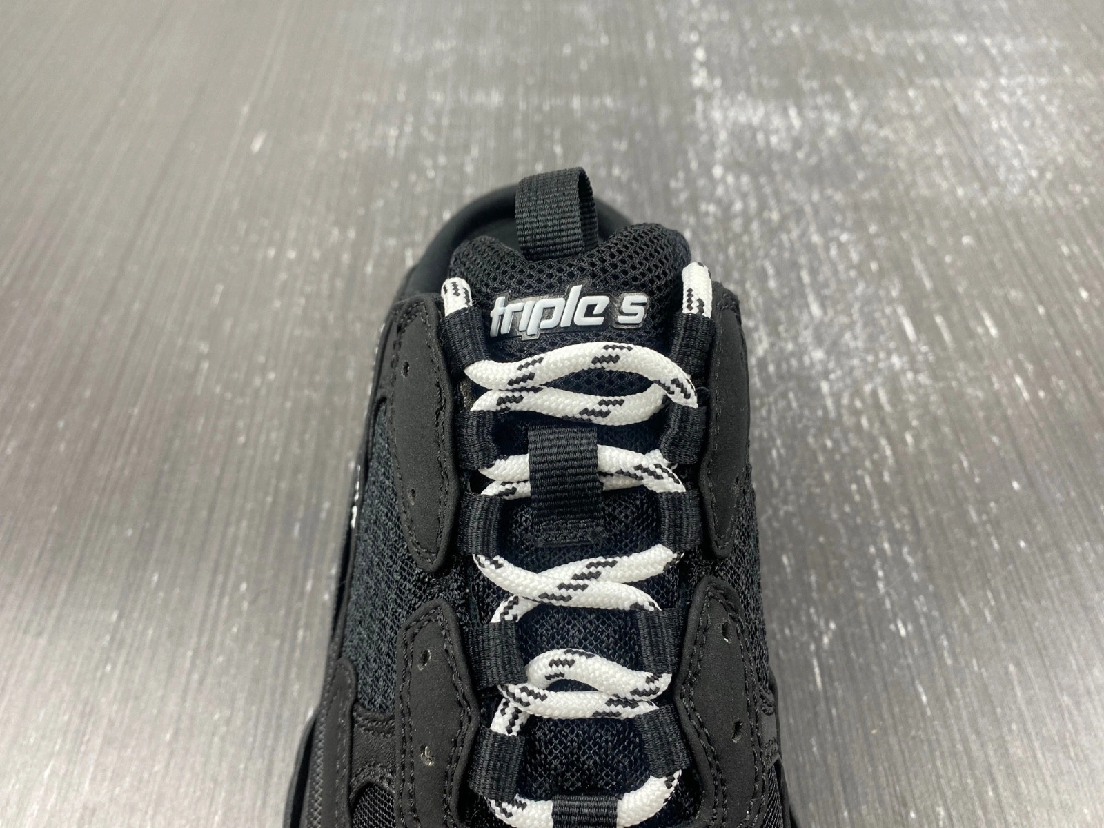 BALENCIAGA TRIPLE S
