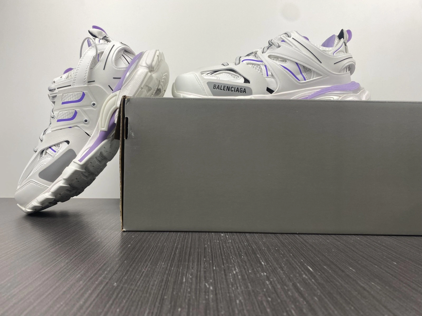 BALENCIAGA Track Sneaker Monocol. fluo leath  eff no wsah  543023 W3GC3 0225