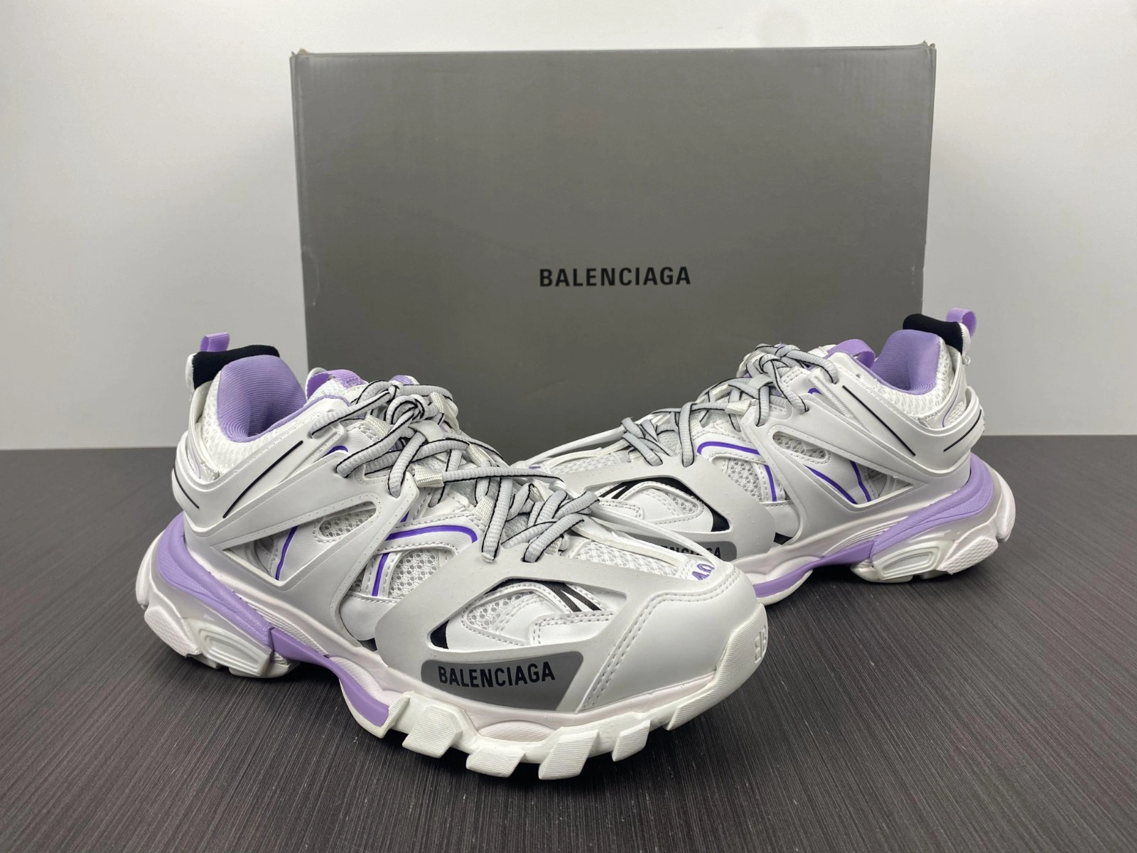 BALENCIAGA Track Sneaker Monocol. fluo leath  eff no wsah  543023 W3GC3 0225