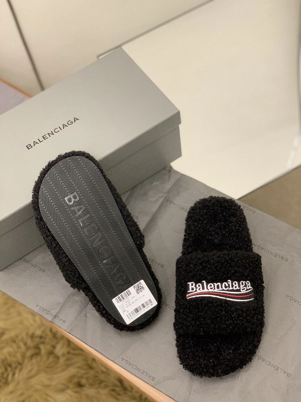 BALENCIAGA WOMEN'S FURRY SLIDE SANDAL IN BLACK