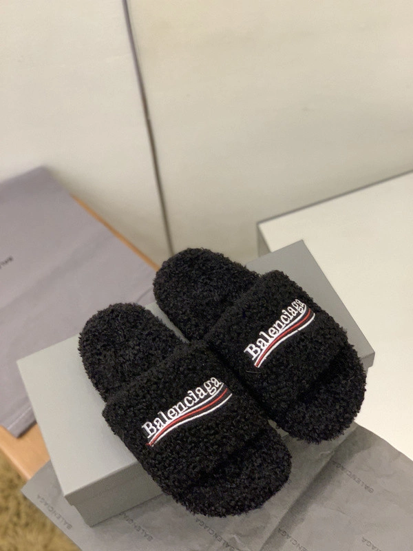 BALENCIAGA WOMEN'S FURRY SLIDE SANDAL IN BLACK