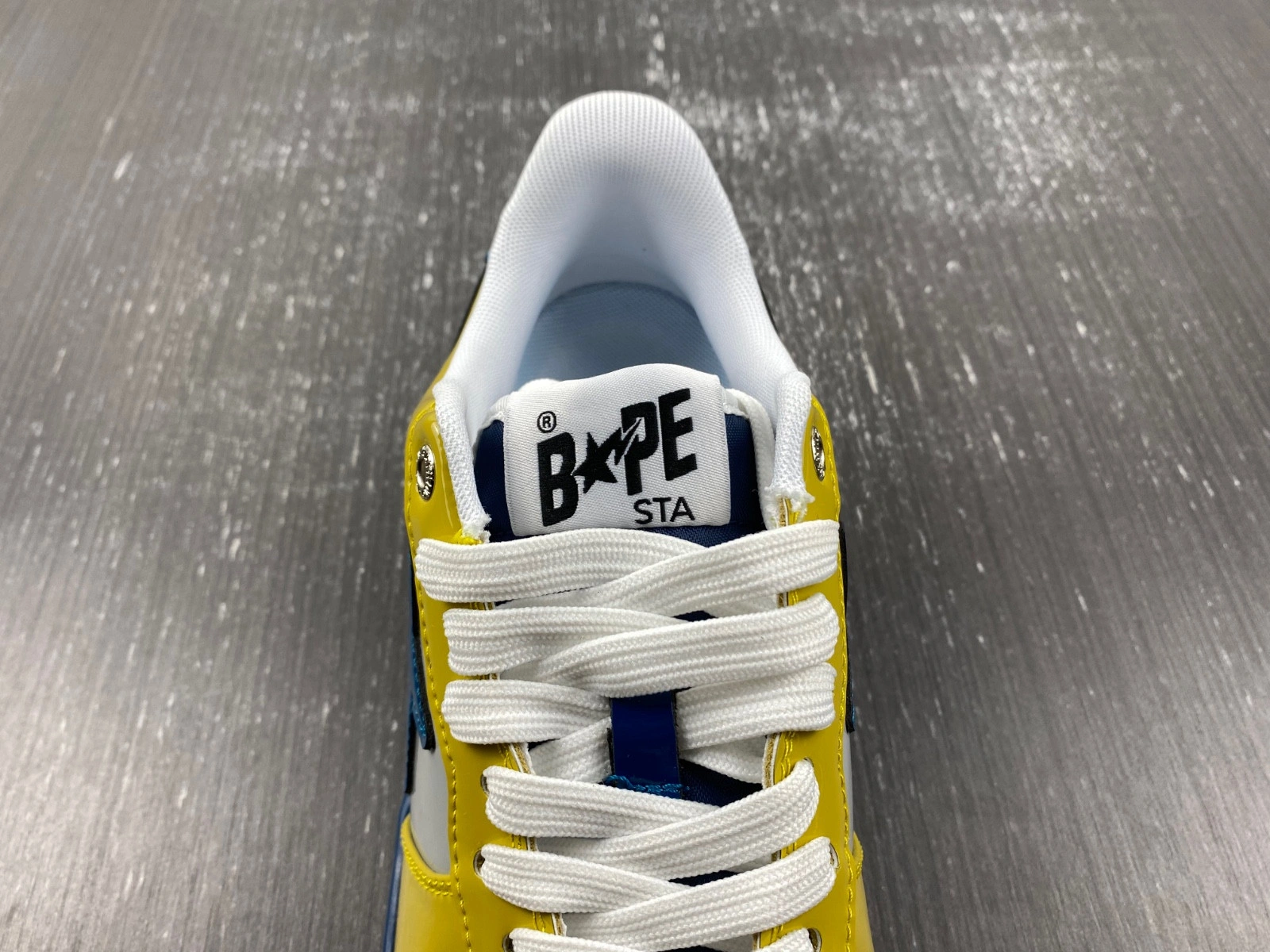 BAPE SNEAKERS