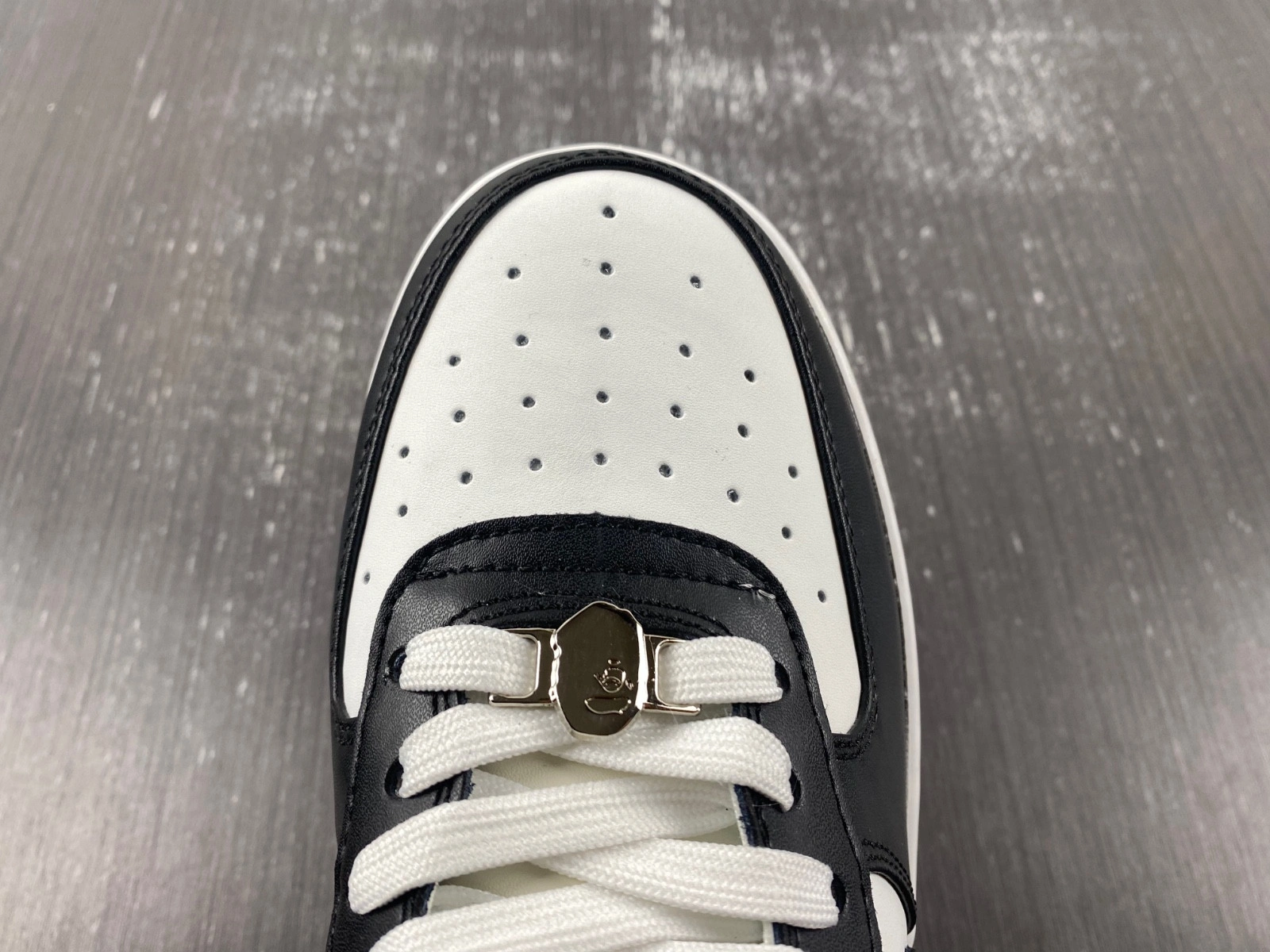 BAPE SNEAKERS