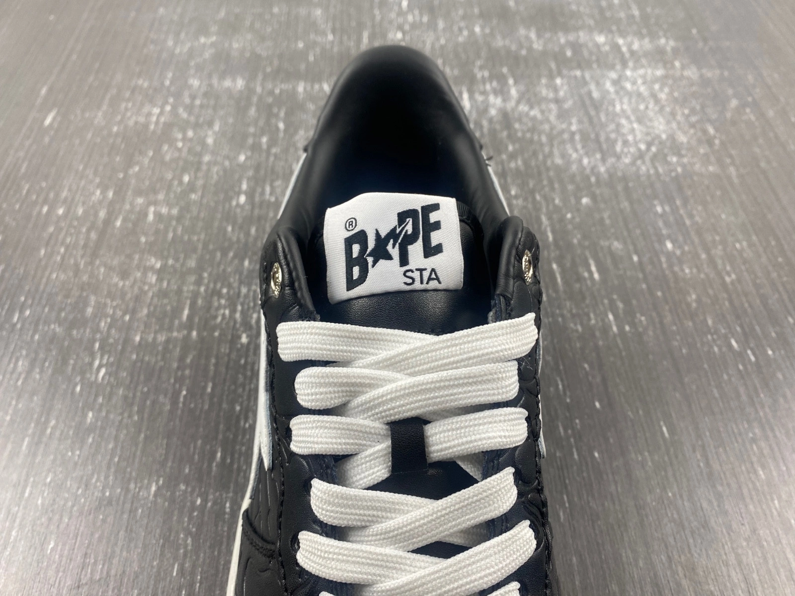BAPE SNEAKERS