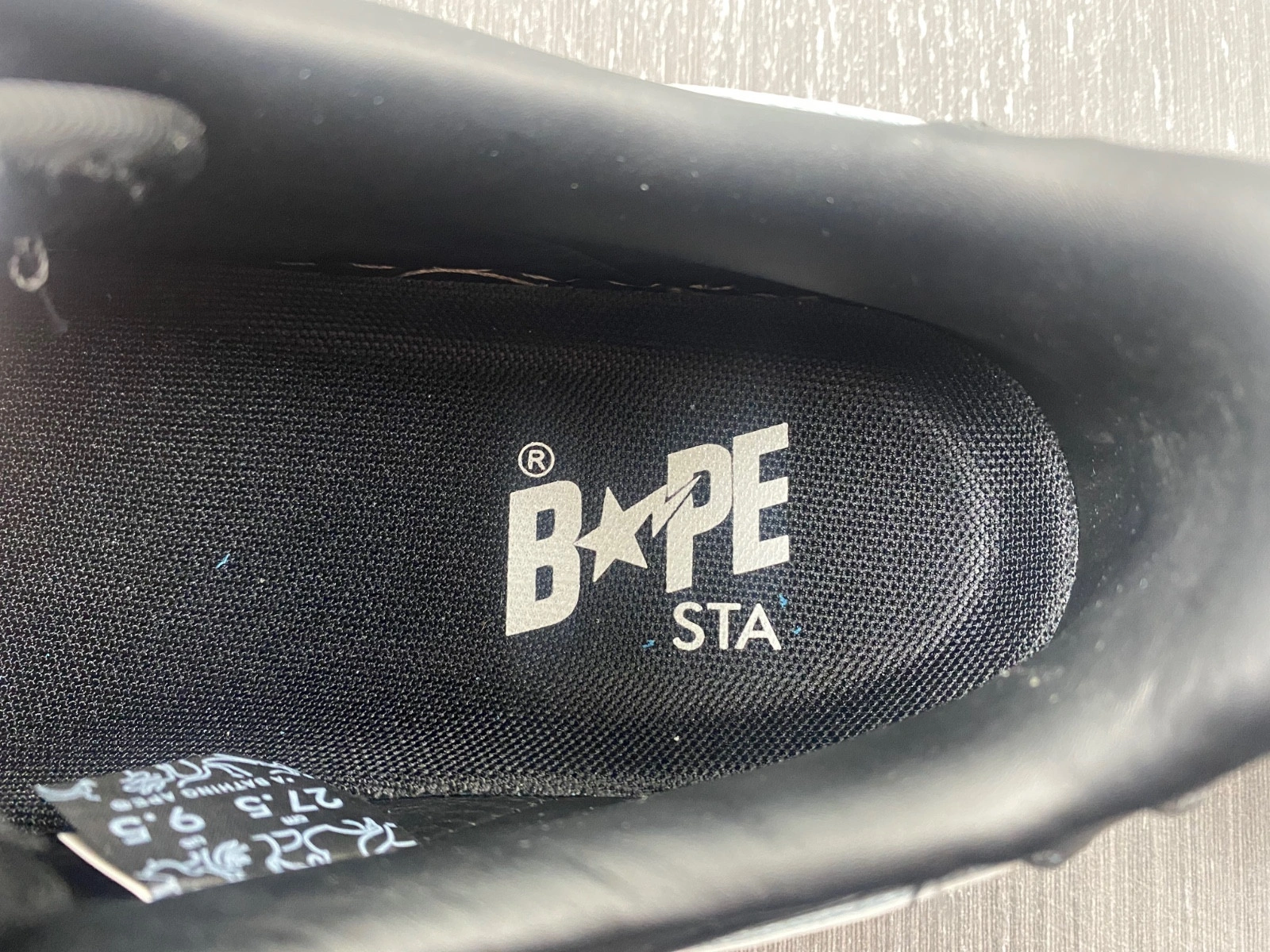 BAPE SNEAKERS