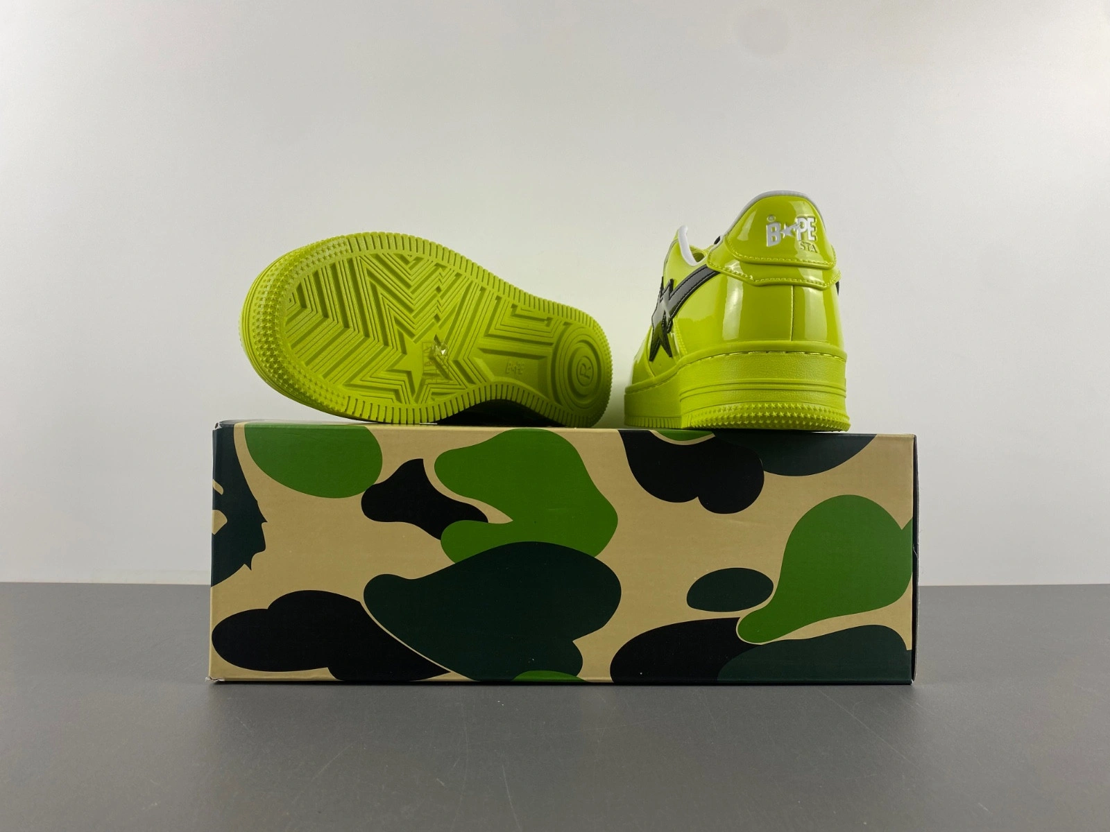 BAPE SNEAKERS