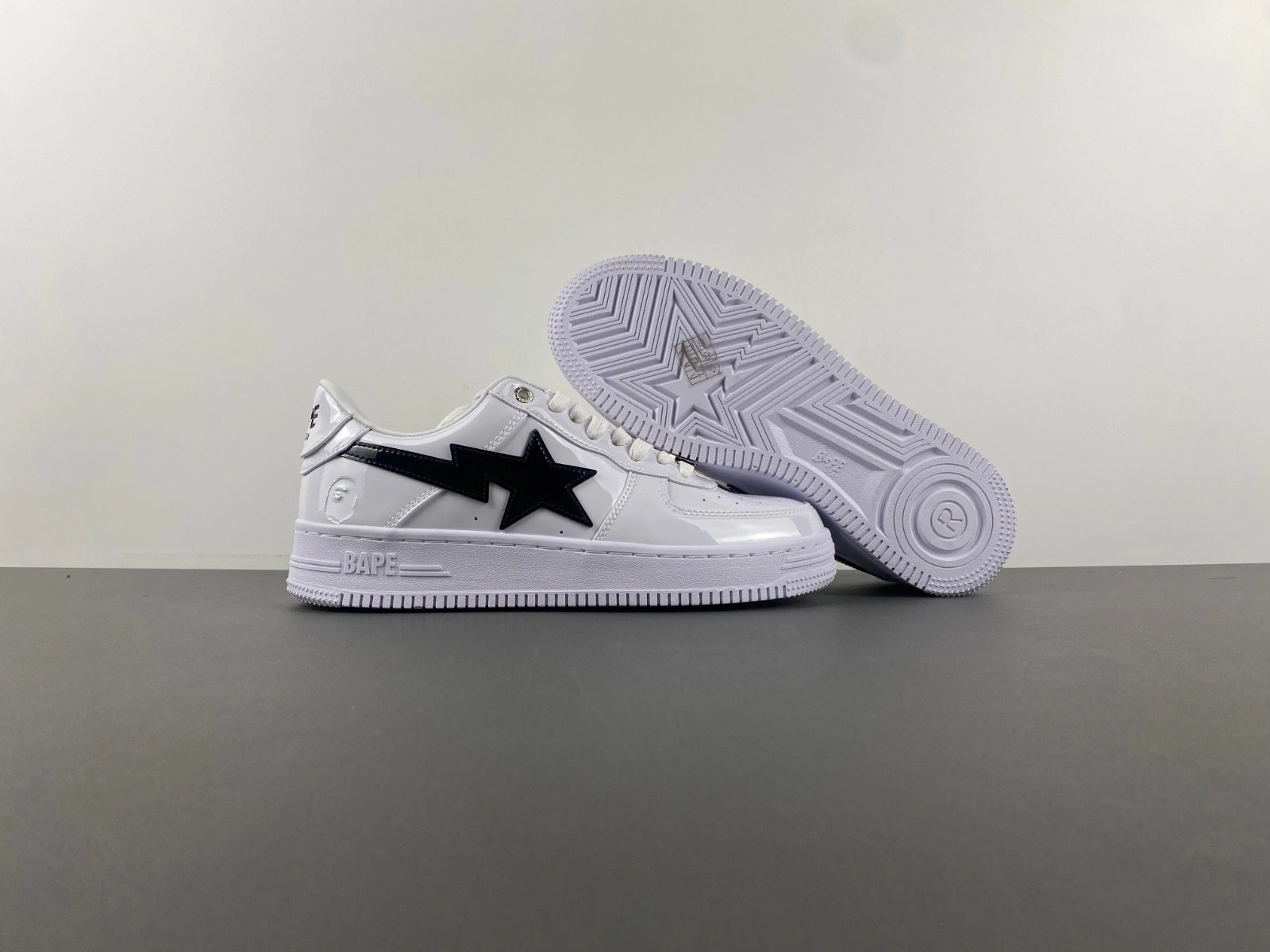 BAPE SNEAKERS