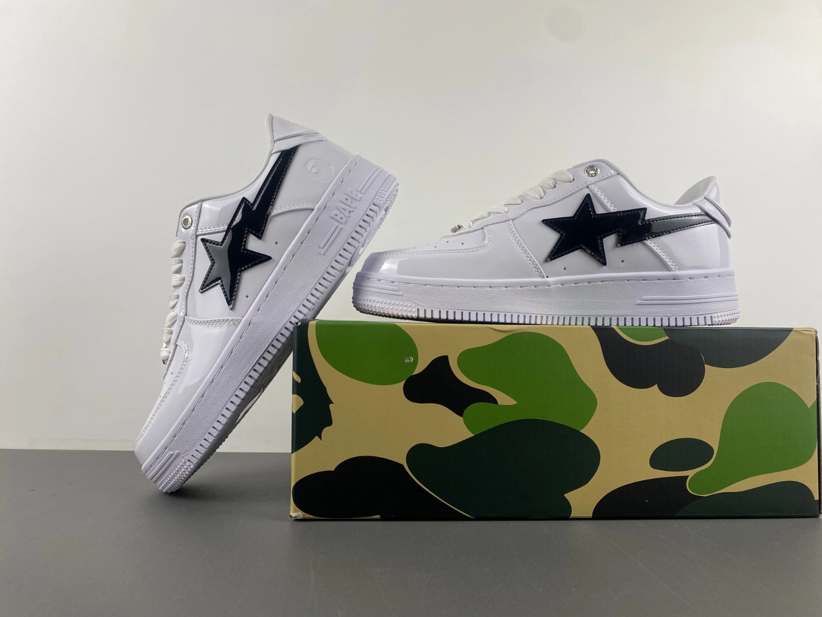 BAPE SNEAKERS
