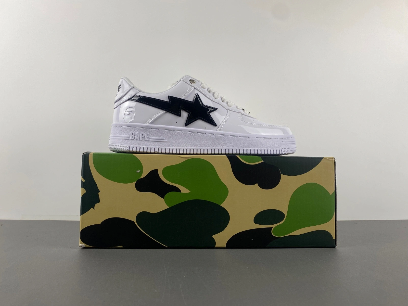 BAPE SNEAKERS