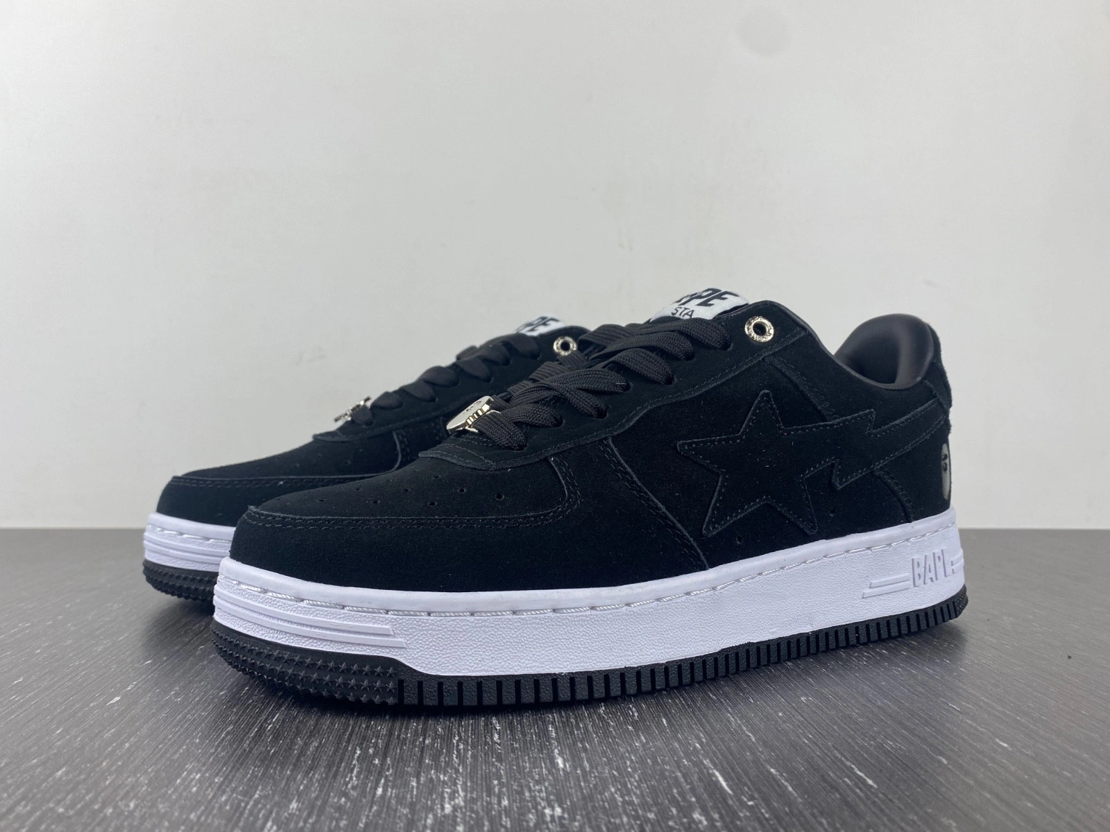 BAPE SNEAKERS