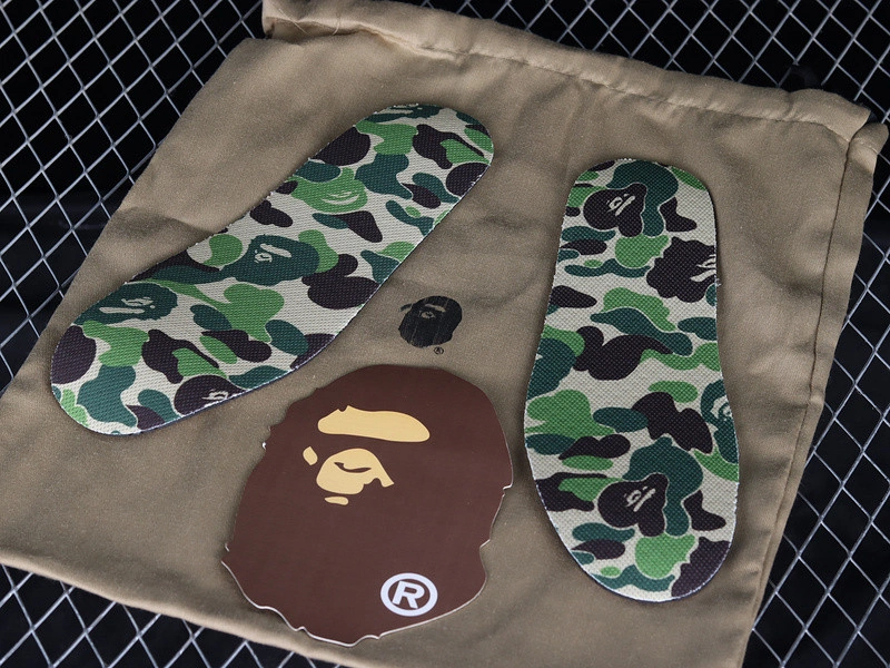 BAPE SNEAKERS