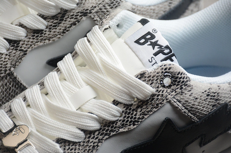 BAPE SNEAKERS