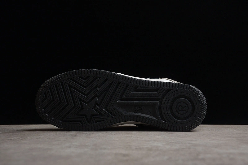 BAPE SNEAKERS