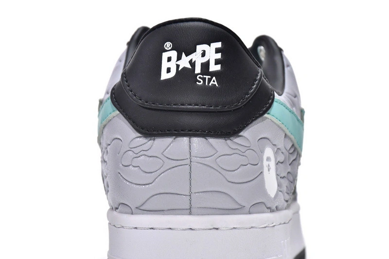 BAPE SNEAKERS