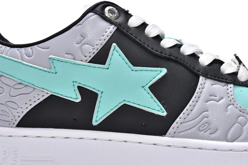 BAPE SNEAKERS