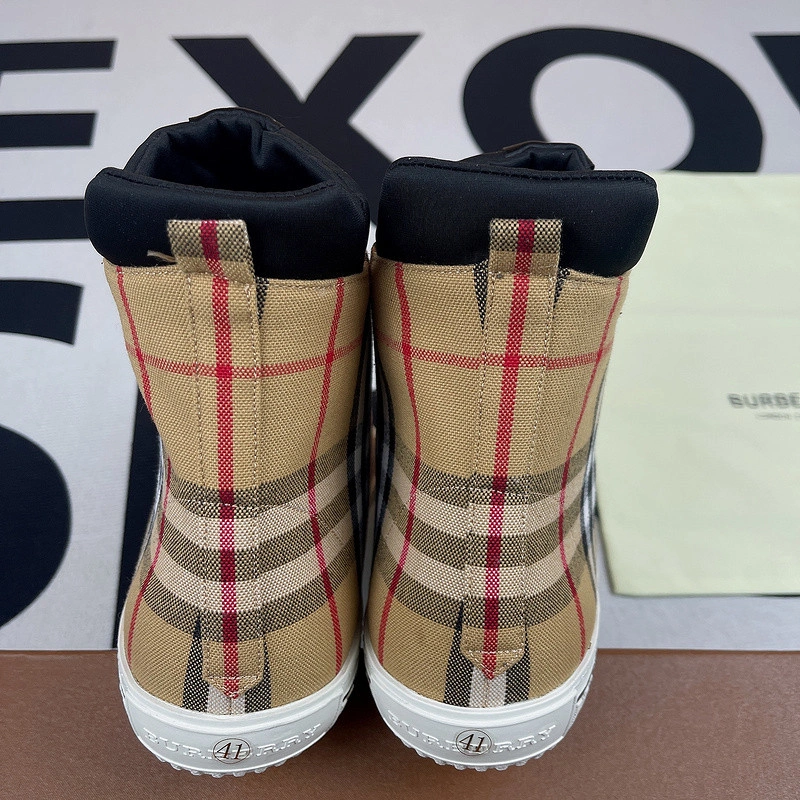 BUBERY SNEAKERS