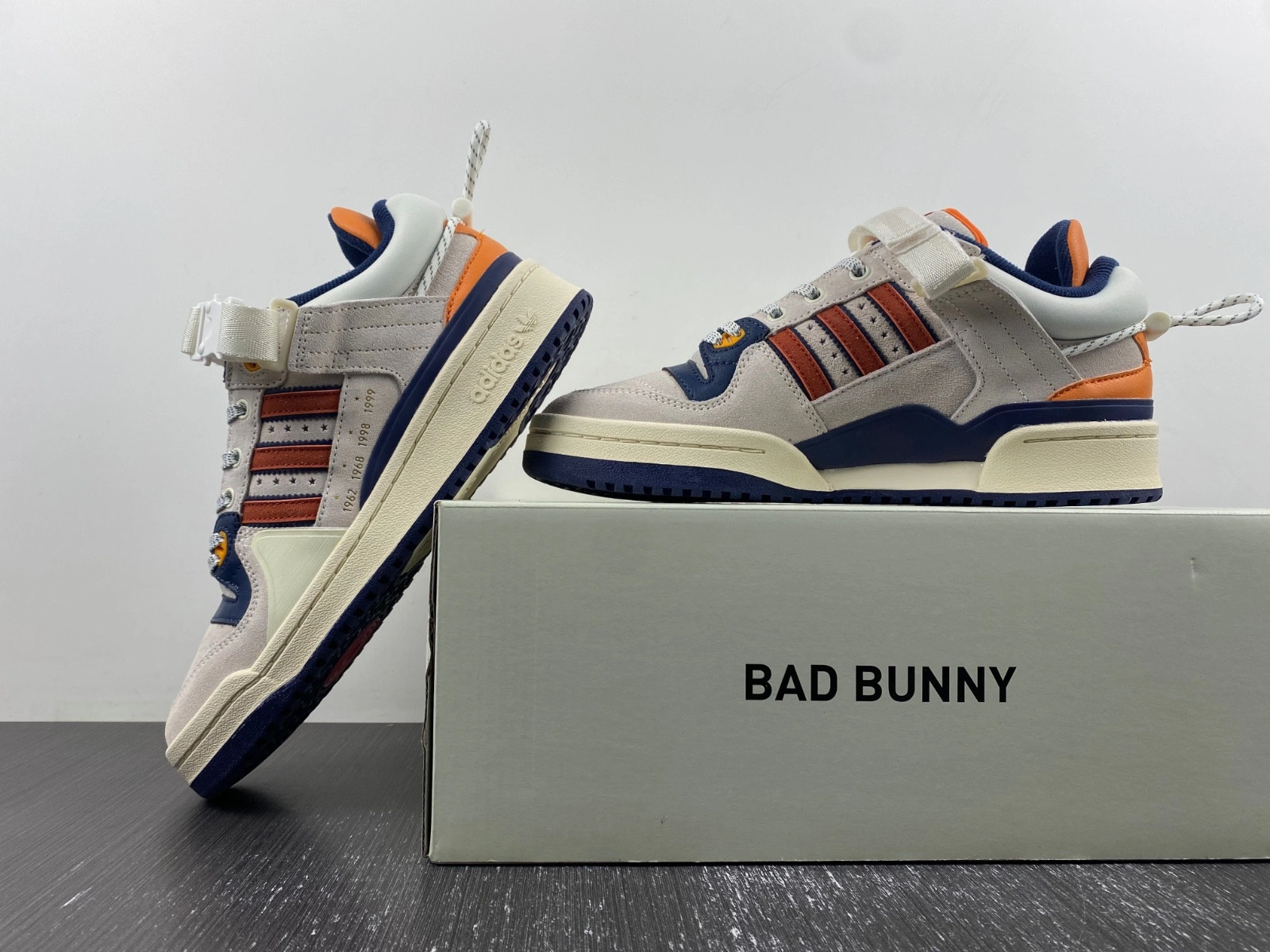 Bad Bunny x adidas Forum Low Cangrejeros GZ9796