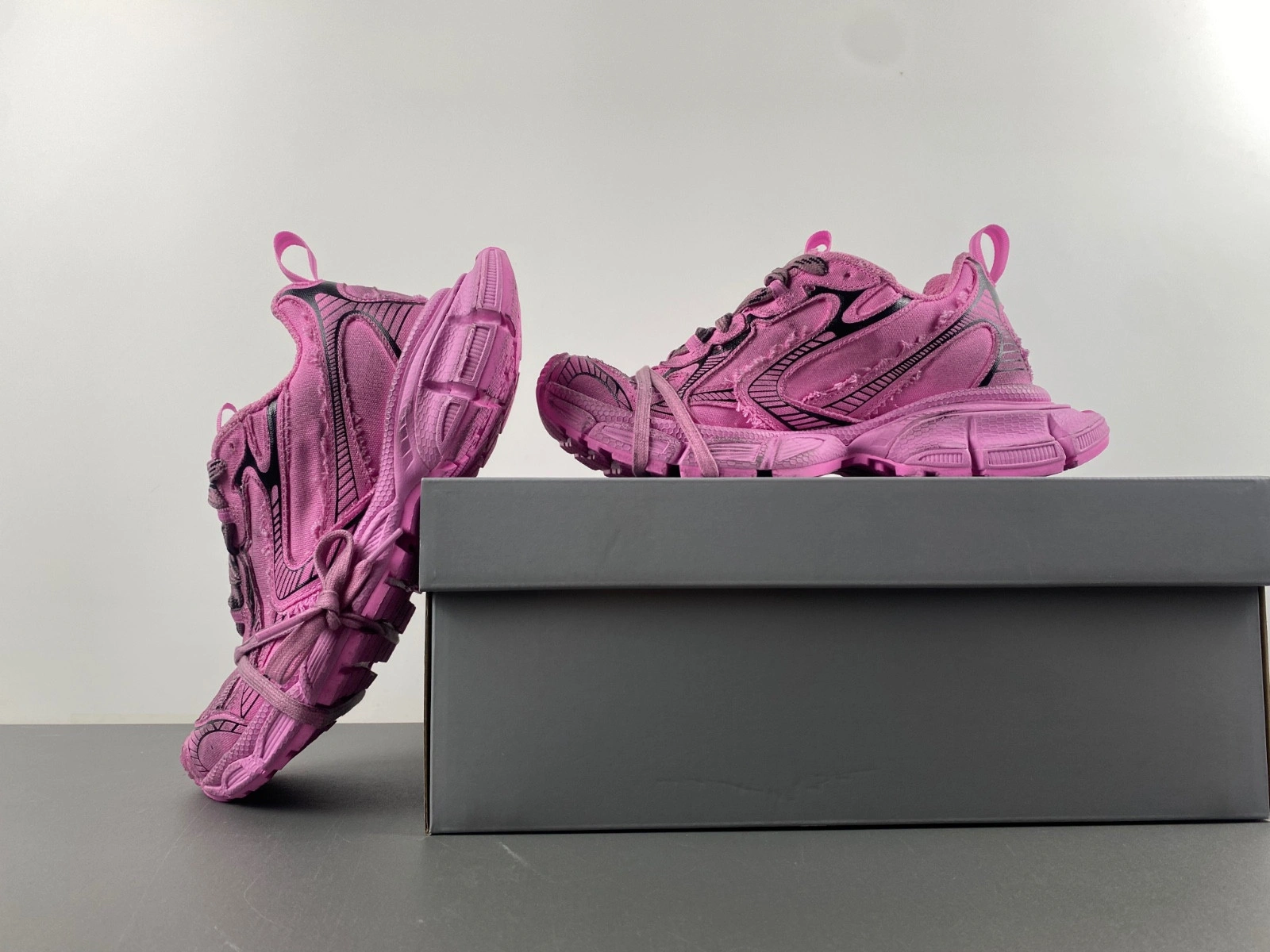 Balenciaga  3XL SNEAKER