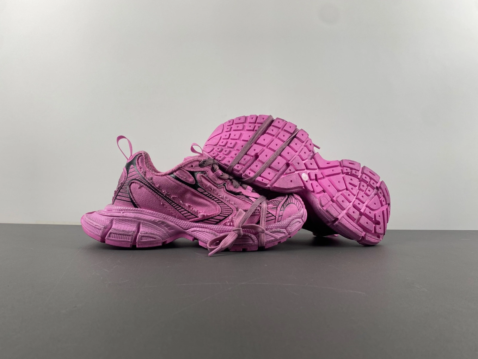 Balenciaga  3XL SNEAKER