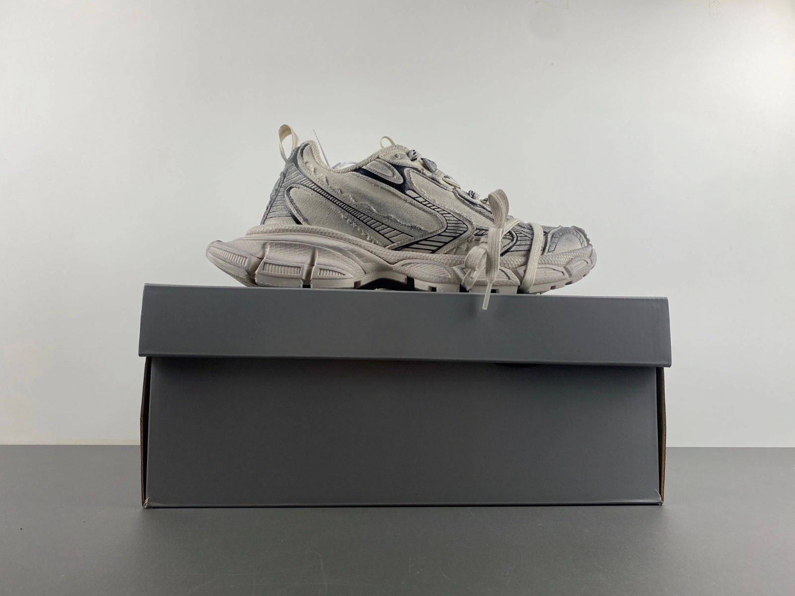 Balenciaga  3XL SNEAKER