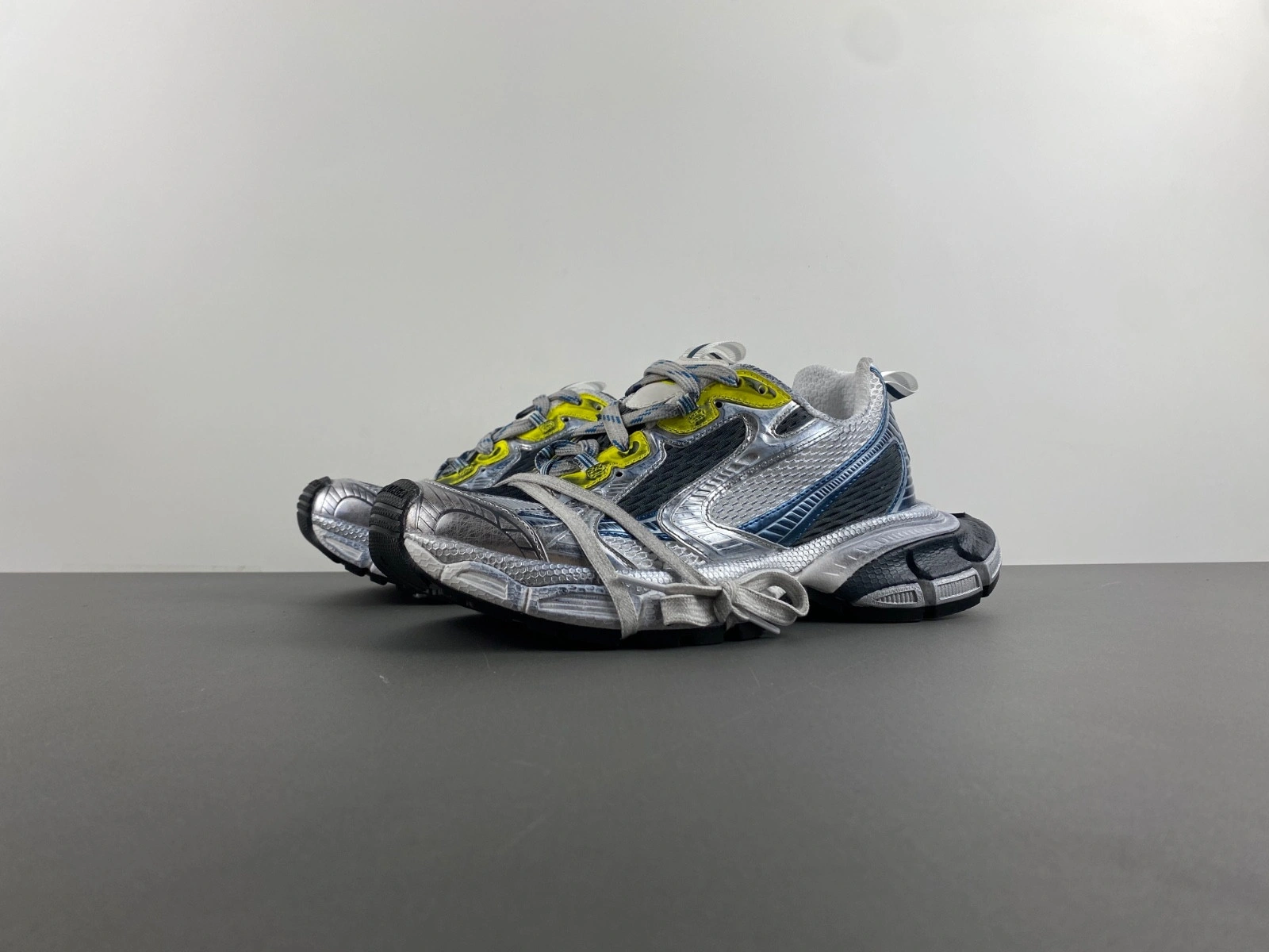Balenciaga  3XL SNEAKER