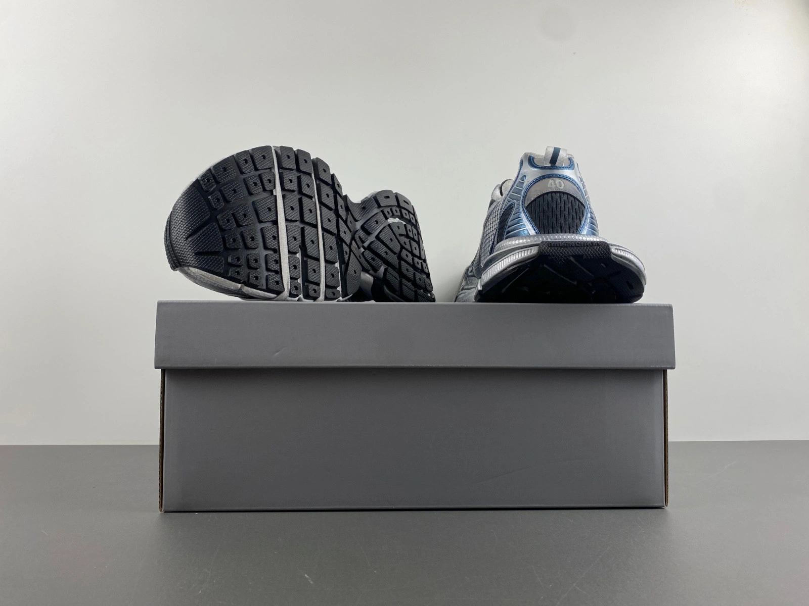 Balenciaga  3XL SNEAKER