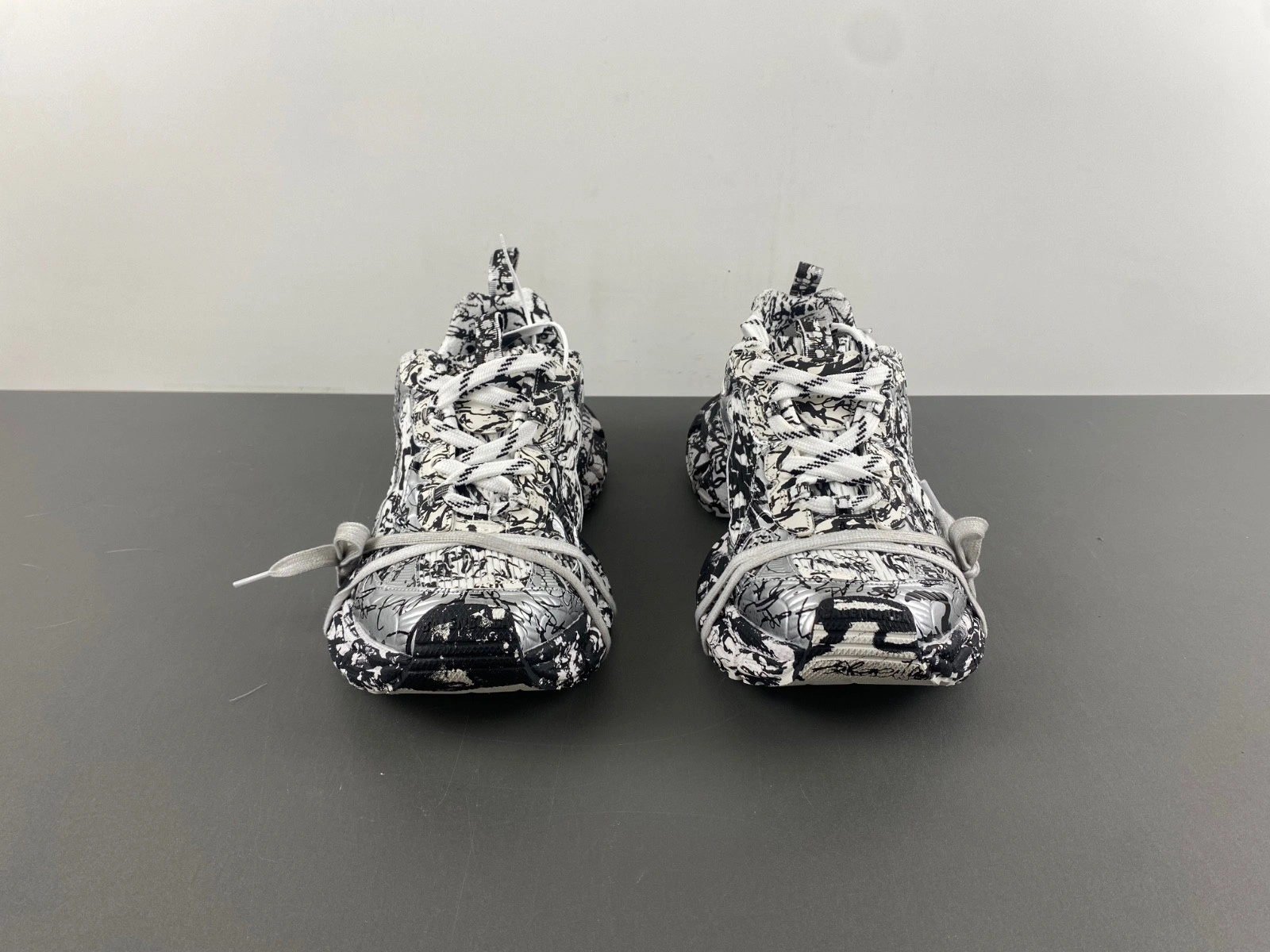 Balenciaga  3XL SNEAKER