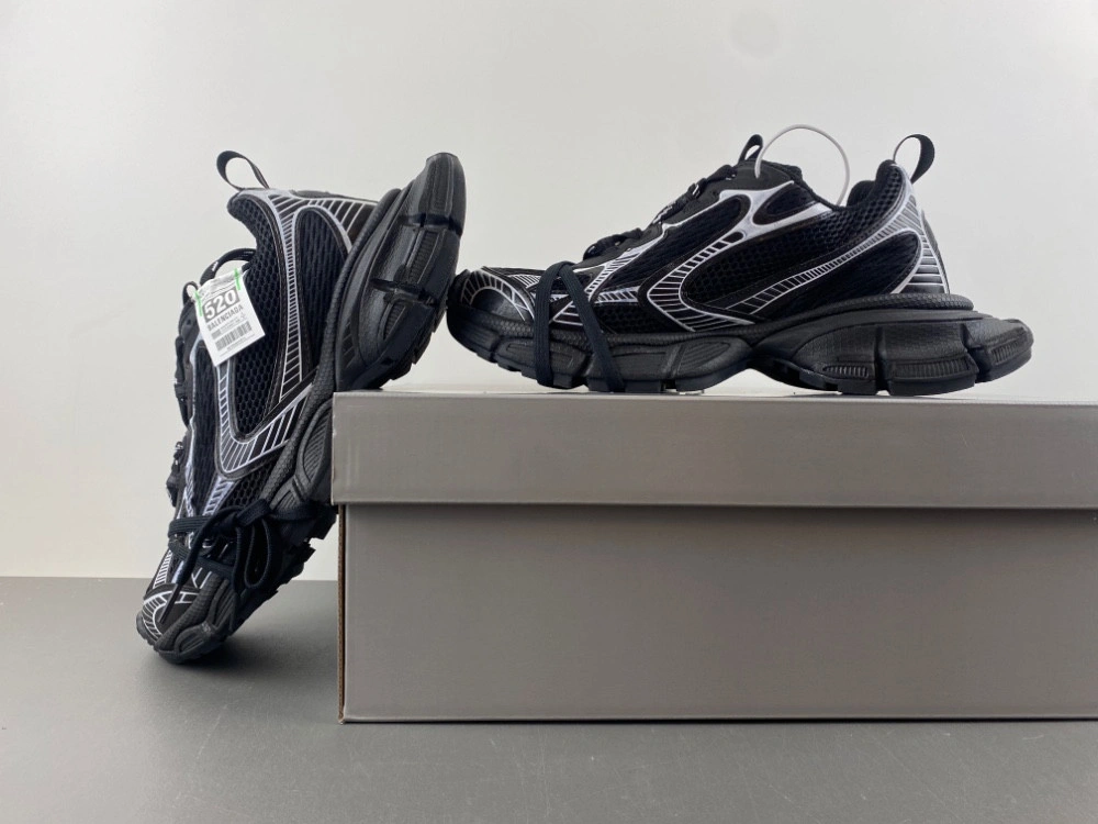 Balenciaga  3XL SNEAKER