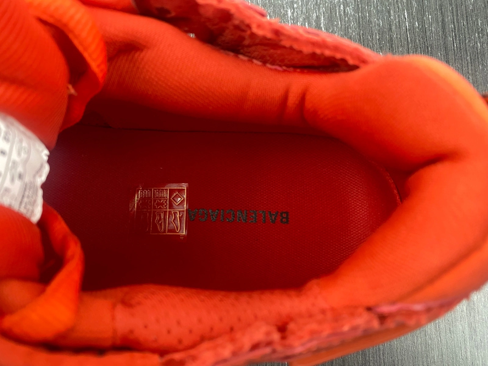 Balenciaga  7.0  Runner sneaker