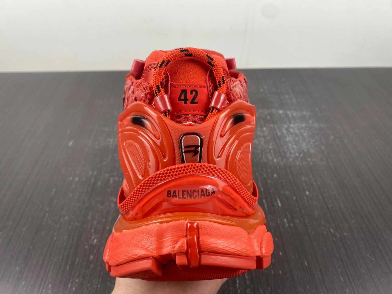 Balenciaga  7.0  Runner sneaker